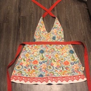 Cotton halter apron from Anthropologie 🍊